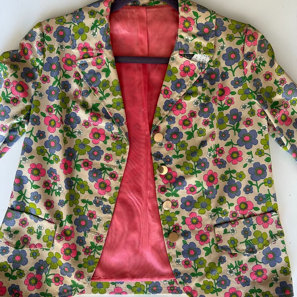 Three piece vintage 70s retro floral blazer, skirt, short set